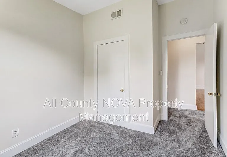 8753 Signal Hill Rd #3 — Photo 14