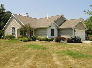 7538 Brackenwood Cir, Indianapolis, IN 46260