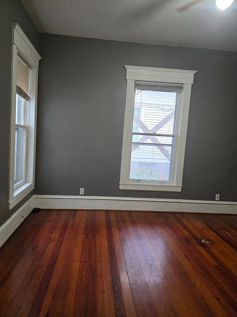 308 A/B Woodlawn St — Photo 1