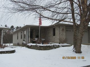 313 Autumnwood Ln #313, Dixon, IL 61021