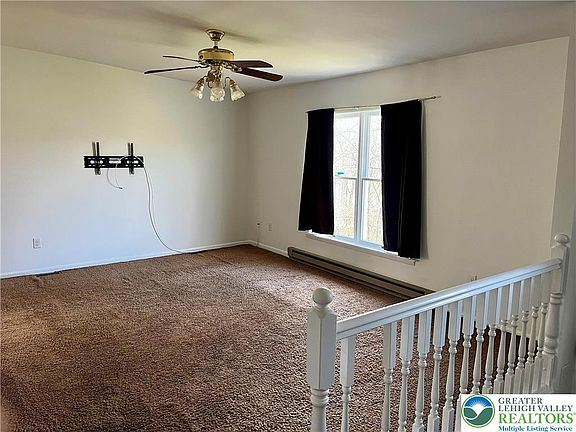 5th image of 4733 Hillside Rd