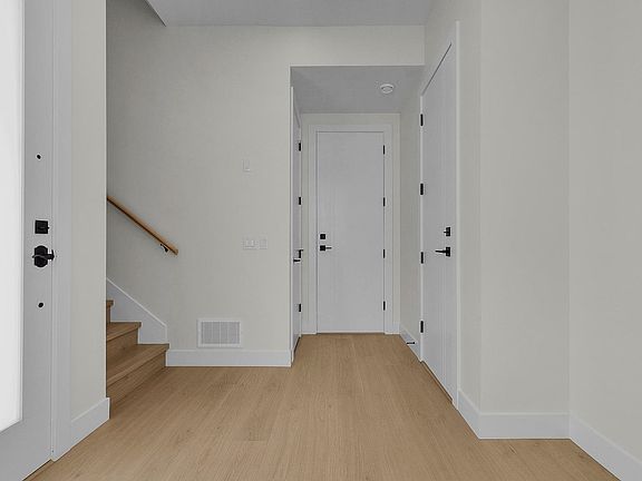 4th image of 4217 Old Clayburn Rd #11