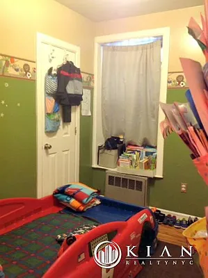 Sold by Kian Realty | media 10