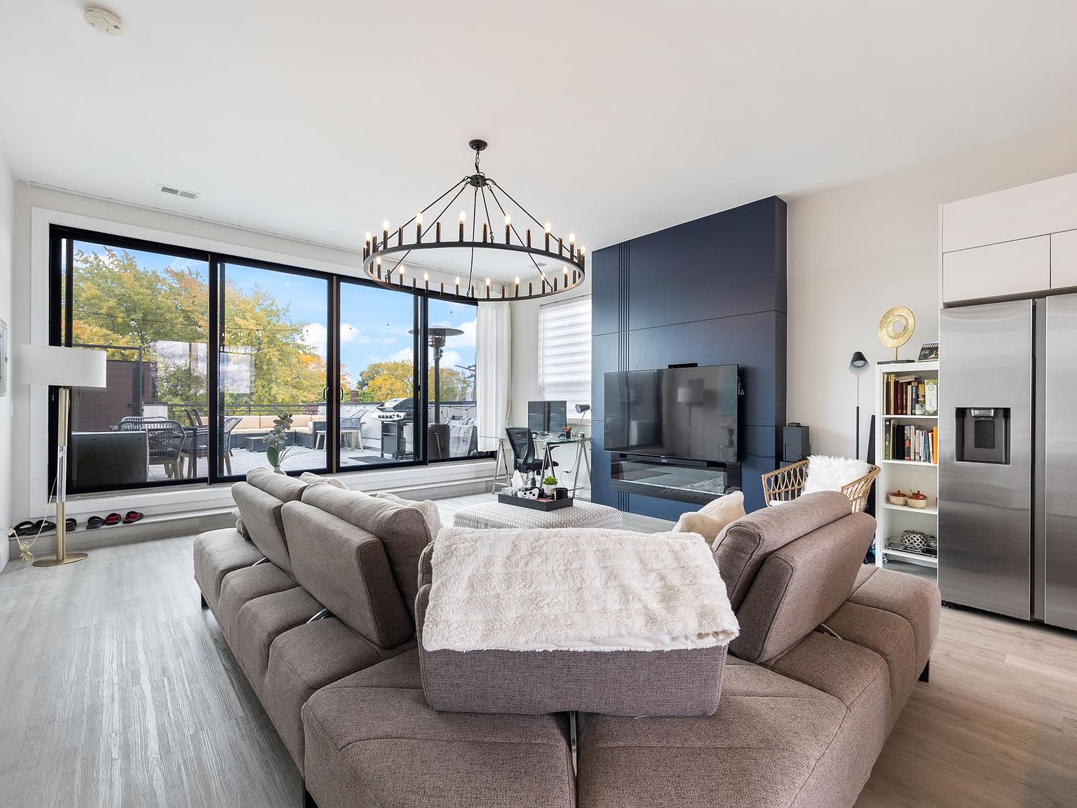 4931 N Kimball Ave #PENTHOUSE, Chicago, IL 60625