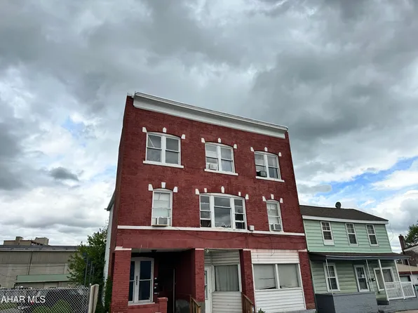 1002 8th Ave, Altoona, PA 16602