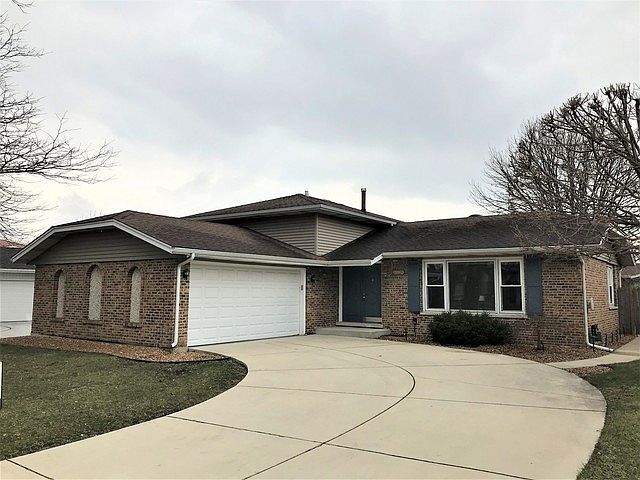1st image of 6141 Victoria Dr