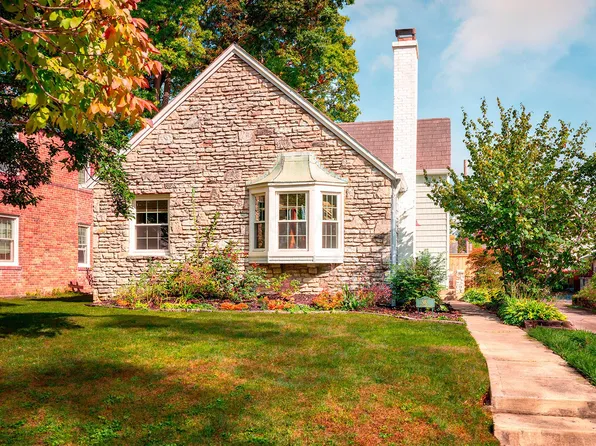 884 Vernon Rd, Columbus, OH 43209