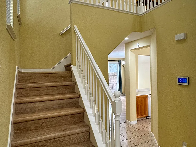 1383 Carlsbad Dr — Photo 10