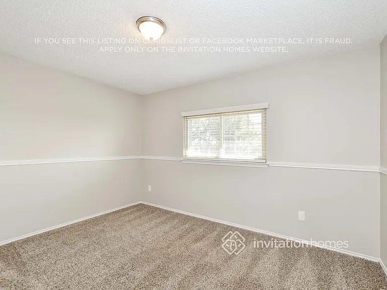 205 Moss Dr — Photo 9