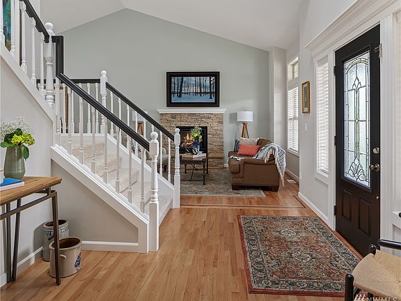 3rd image of 6311 111th St NW
