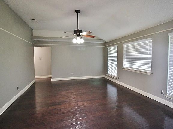 5th image of 8240 Slippery Creek Ct