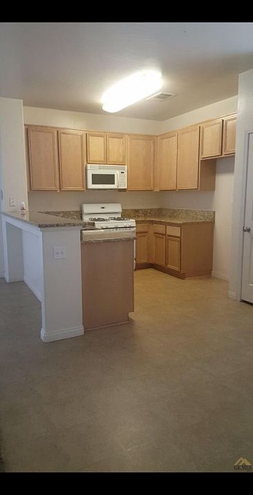 2nd image of 3514 Rio Grande Ln
