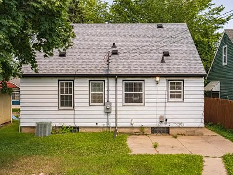 1262 Minnehaha Ave E — Photo 19