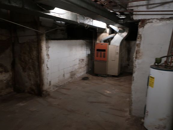 2nd image of 1407 Ohio St