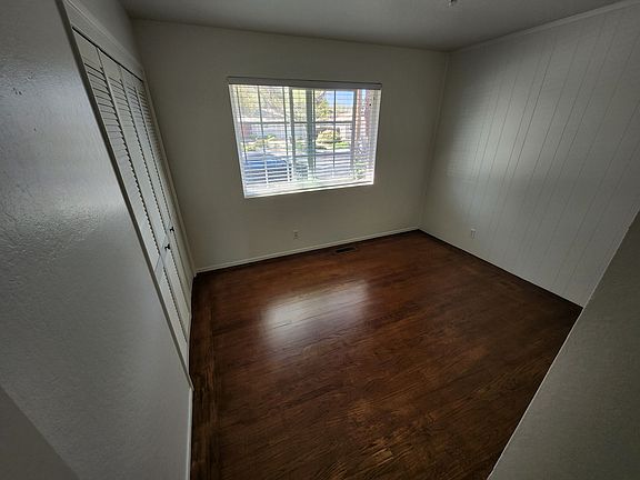 4th image of 1822 Landana Dr