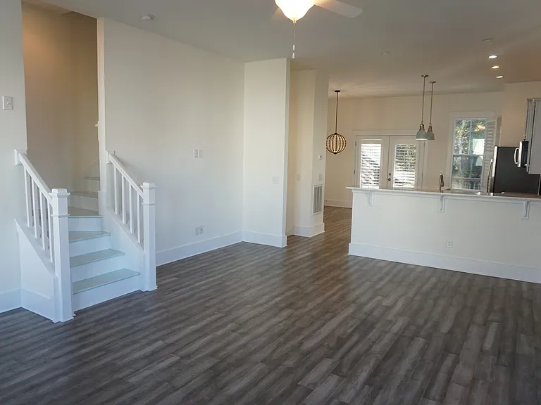 4032 Tamarisk Ln — Photo 29