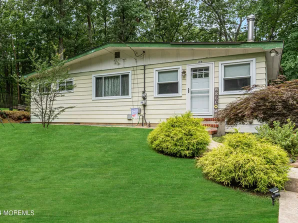 166 Willow Drive, Jackson, NJ 08527