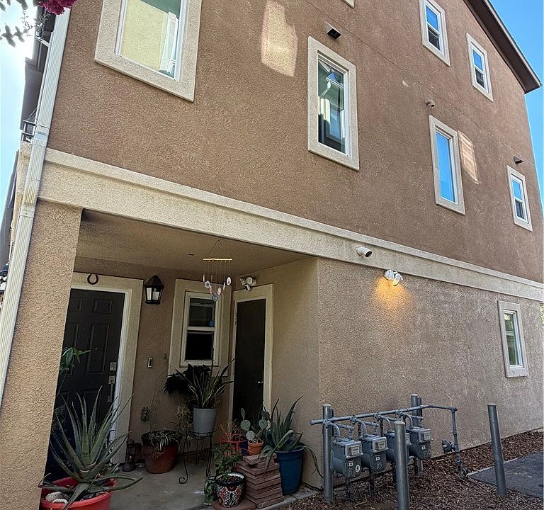 1st image of 14685 1/2 Sherman Way