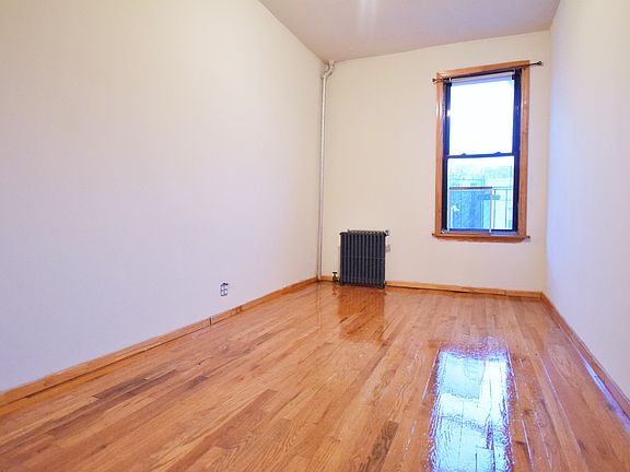 5th image of 261 14th St #Ki