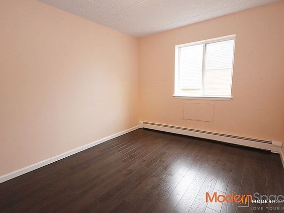 4th image of 1303 34th Ave #2