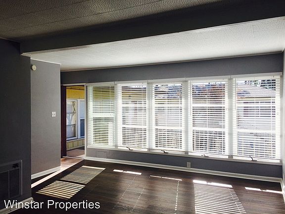 4th image of 405 N Madison Ave APT 9