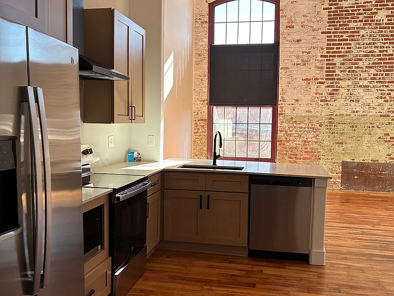 The Carlisle — Photo 4