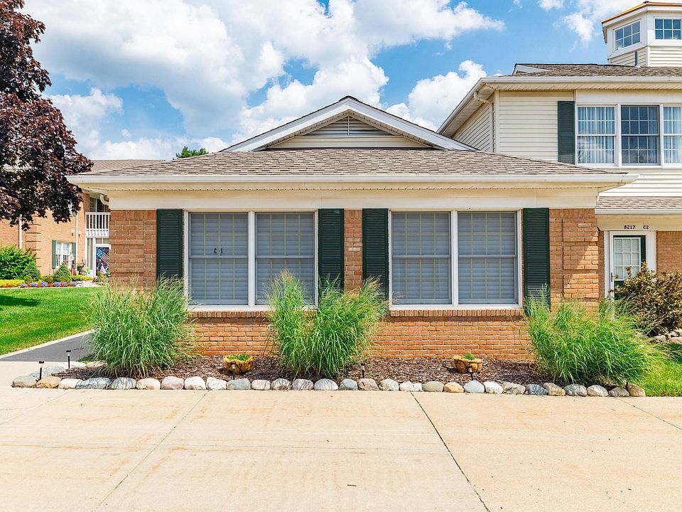 1st image of 8217 Grays Dr #9