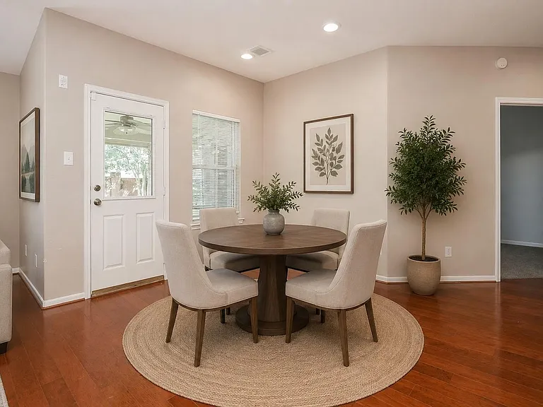 26822 Kingston Glen Ln — Photo 8