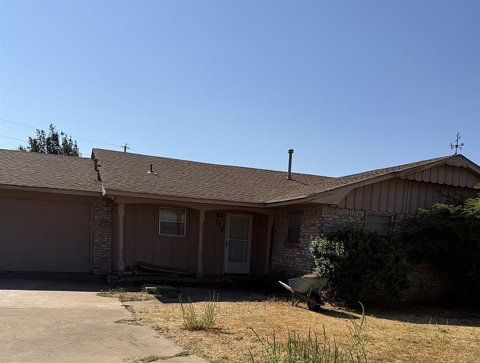 1st image of 508 Ruth Dr