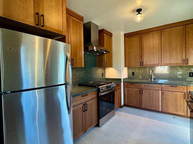 3425 Bancroft St — Photo 10