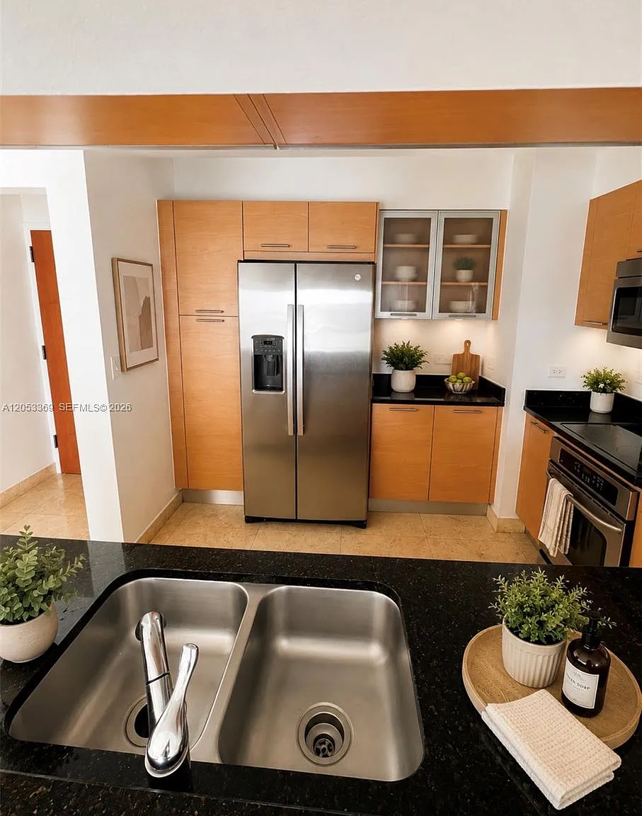 2 bed, 1157 sqft, $3,950 — Photo 3