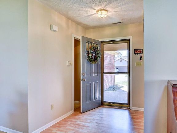 2nd image of 12106 Mockernut Ct