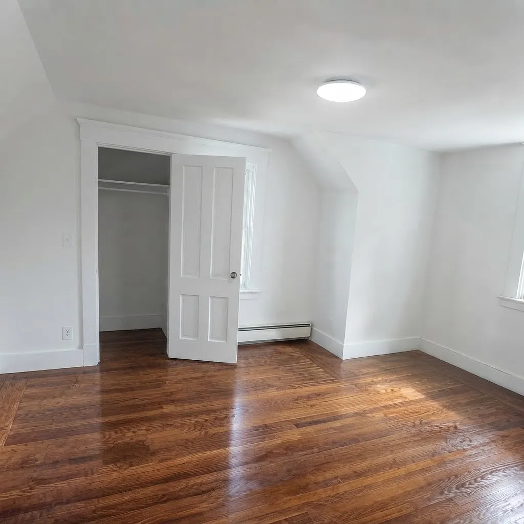 69 Frank St — Photo 4