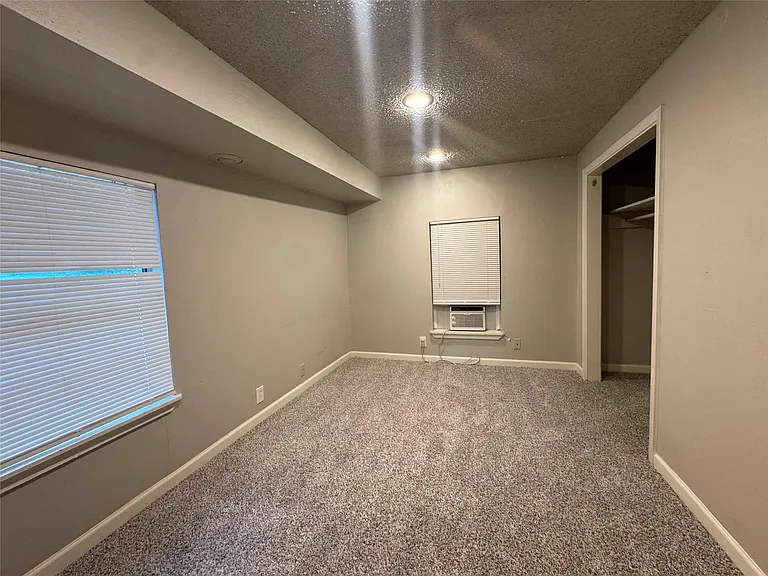 5007 Heflin Ln — Photo 12