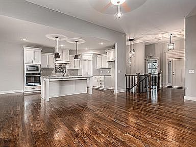 3rd image of 11202 Kimball Ave
