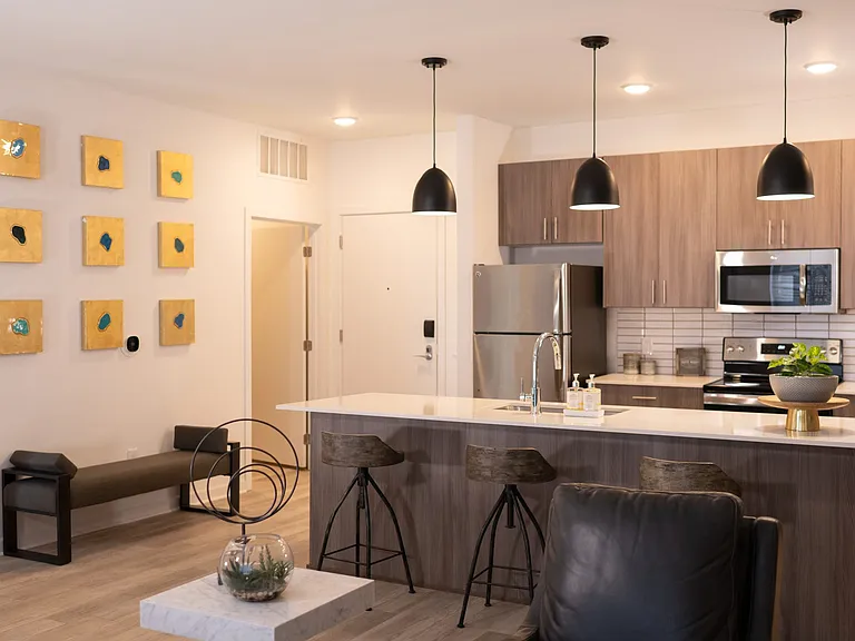 Gallerie Apartments — Photo 29