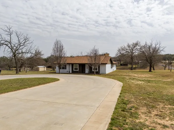14 DEB LYNN Avenue, Lampasas, TX 76550
