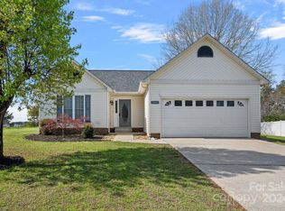 7845 Adeline Ln, Sherrills Ford, NC 28673