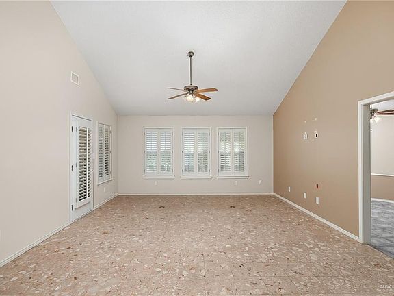 4th image of 2105 S Cynthia St APT D120
