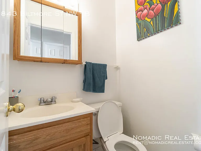 1843 Biltmore St NW #B — Photo 7