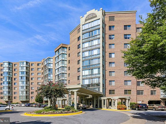 2nd image of 3005 S Leisure World Blvd APT 221