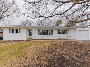 107 Terry Ellen Ln, New Lenox, IL 60451