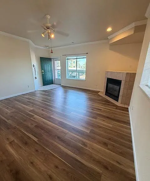 3060 Mandalay Grv #1 — Photo 2