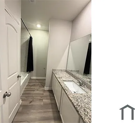 1925 Liam Dr — Photo 12