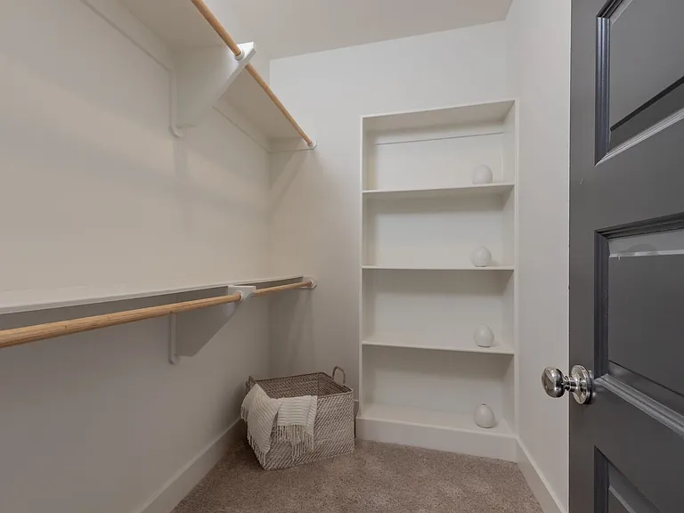1318 Excelsior Grand Ave — Photo 34