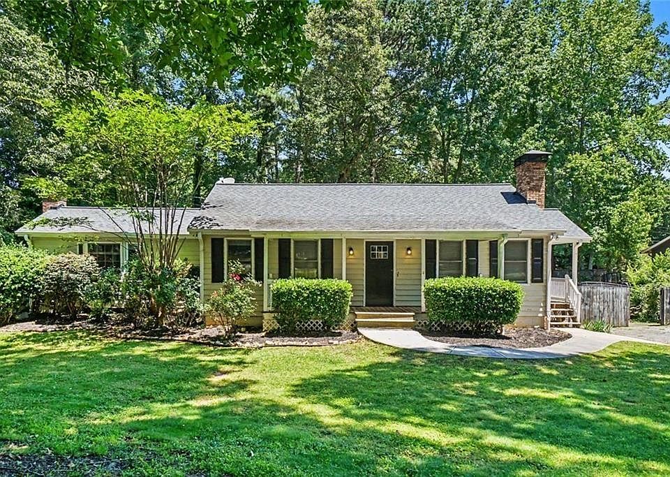 1st image of 3560 Hogan Dr NW