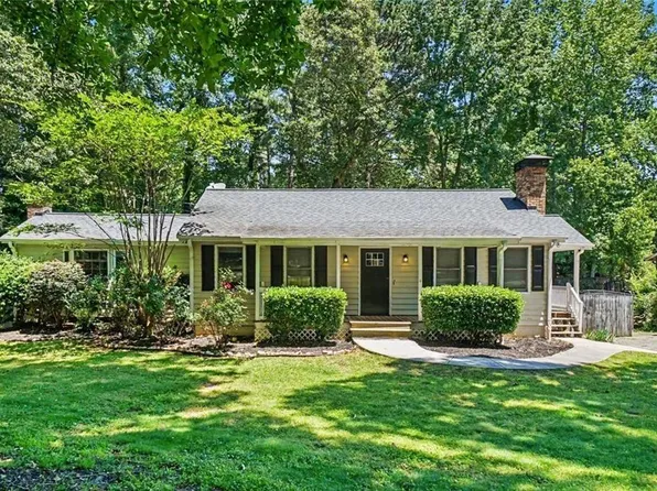 3560 Hogan Dr NW, Kennesaw, GA 30152