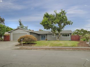 1827 SE 160th Ave, Portland, OR 97233