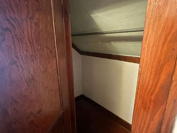 4th image of 713 S 9th Ave #1/2