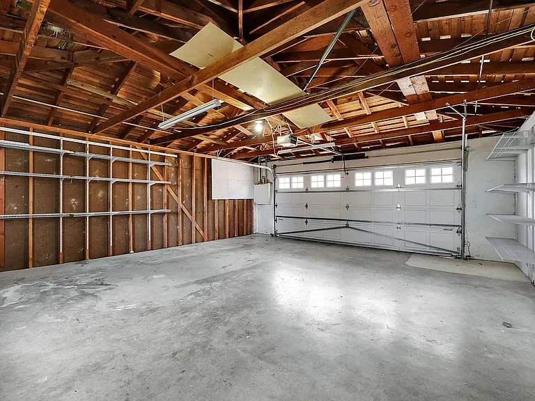 430 Erlin Dr — Photo 25